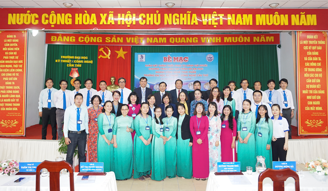 https://ctuet.edu.vn/Admin/View/ckfinder/userfiles/images/image(24).png
